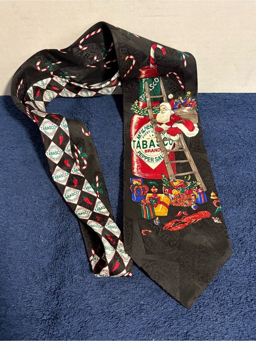 Tabasco Hot Pepper Sauce Mens Novelty Christmas Necktie Tie 100% Silk Santa